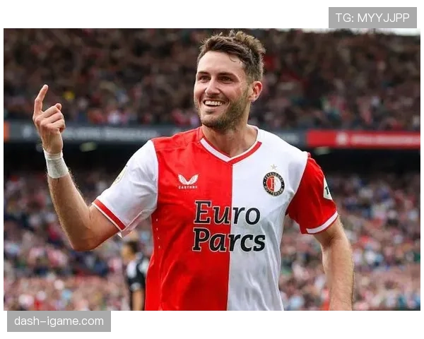 费耶诺德边路进攻战术全面升级，持续释放球队战力与创造力