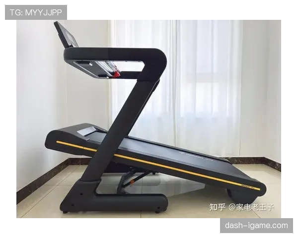 蔡赟家里那一排跑步机到底摆给谁用，真不是一般人能做到这生活节奏